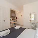 Retreats 5 Paros * Isterni (Paros)