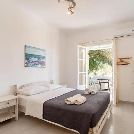 Retreats 5 Paros Vakantiehuis *
