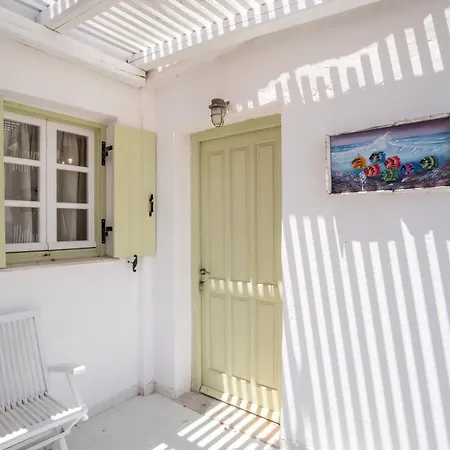 Retreats 5 Paros